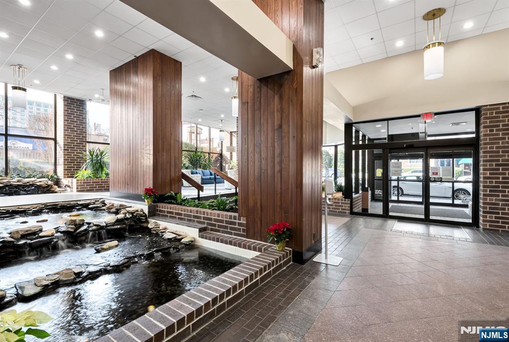 770 Anderson Avenue 4K