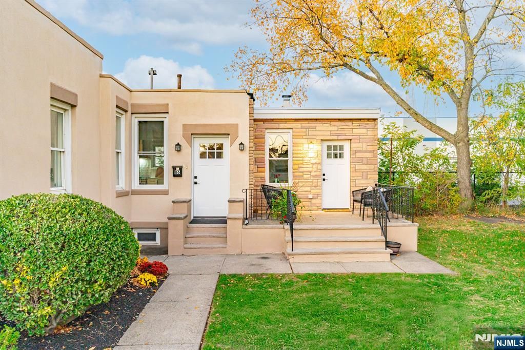 Photo of 86 Roosevelt Avenue, Belleville, NJ 07109 (MLS # 26005300)