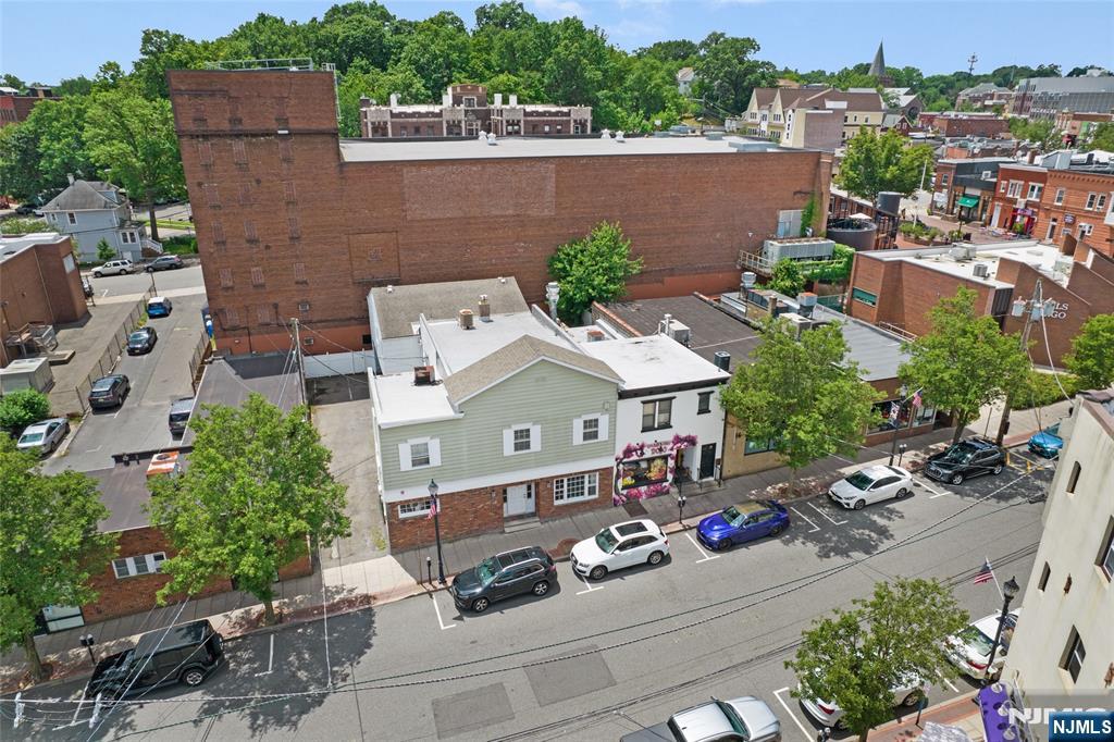 18 Glen Road 2B