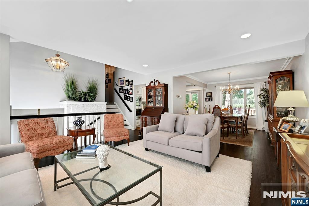 106 Pascack Avenue