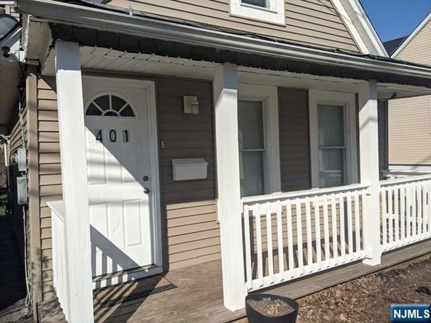 CHARMING 3 BEDROOMS AND 2 BATHROOMS HOME...NEW FLOORS AND FRESHLY PAINTED ENTERIOR...FRONT PORCH...MASTER BEDROOM WITH A WALK-IN CLOSET ON FIRST FLOOR...LARGE MODERN EAT-IN KITCHEN WITH STAINLESS STEEL APPLIANCES & PANTRY...LARGE BEDROOM WITH WALK-IN CLOSET...LAUNDRY ROOM...FENCED-IN LARGE BACKYARD WITH A SHED...NEWER HEATING SYSTEM...CLOSE TO SHOPPING AND NYC TRANSPORTATION...PROPERTY HAS ONLY STREET PARKING...LOW TAXES...RENT WITH OPTION TO BUY.