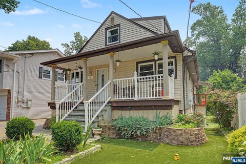 Photo of 92 Blauvelt Avenue, Bergenfield, NJ 07621 (MLS # 26026713)