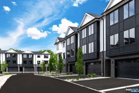 28 Skye Drive Paramus NJ 07652