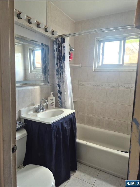 Homes for Sale in Northern NJ | ThisIsRiverEdge.com 1499 Terrace Circle 4