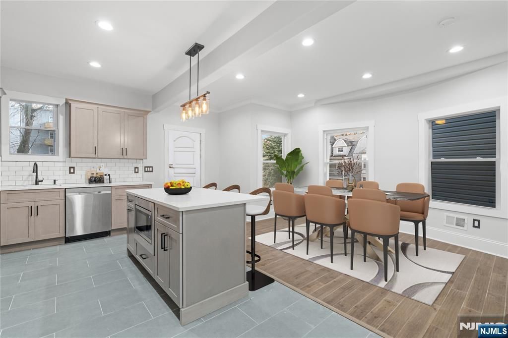 Photo of 184 Seymour Avenue, Newark, NJ 07108 (MLS # 25037775)
