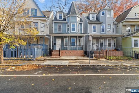 184 Seymour Avenue Newark NJ 07108