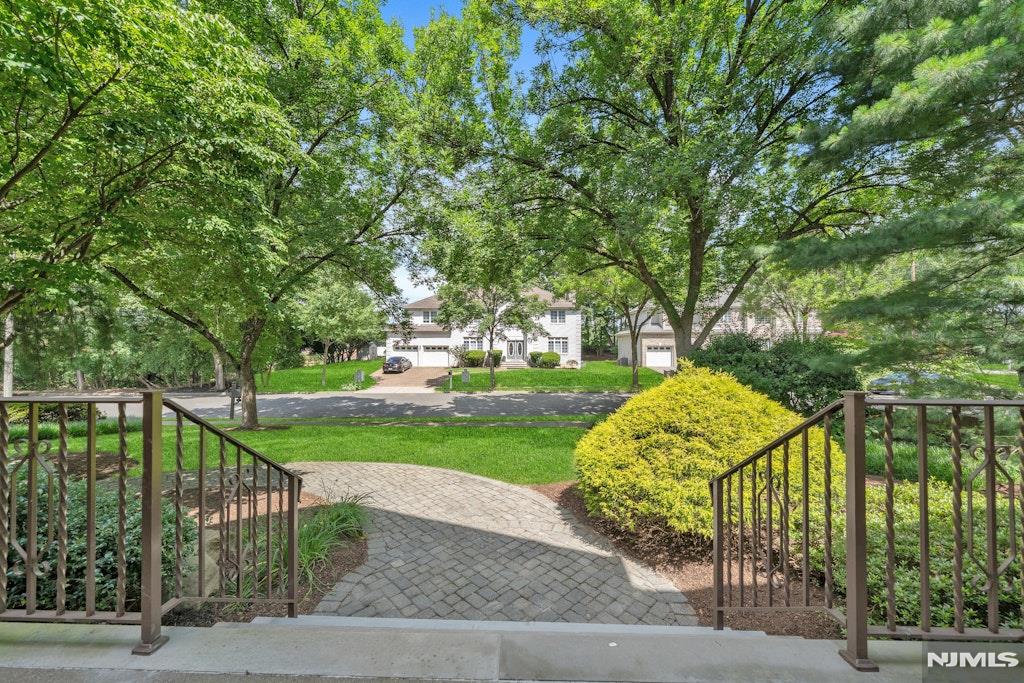 206 Paul Court