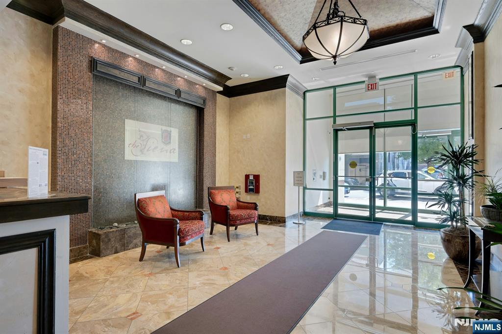 48 S Park Street 409