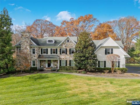 278 Crest Place Franklin Lakes NJ 07417