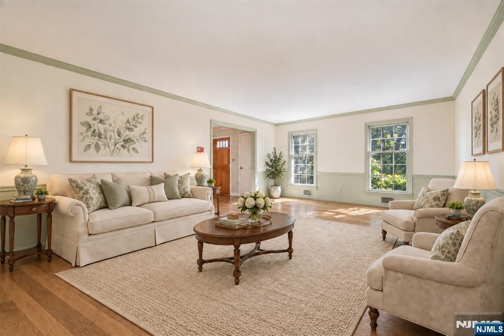 1 Ellyn Court