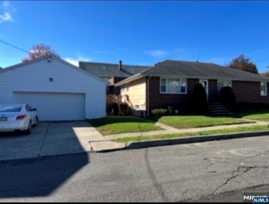 Welcome to this recently renovated 2-bedroom basement apartment offering comfort, style & convenience. This bright & thoughtfully updated space features a modern open layout with fresh finishes throughout. All large rooms with plenty of natural light. The kitchen has new cabinetry with quarts countertops & updated appliances. Conveniently located close to shopping & transportation. One off street parking space in the shared driveway. Tenant pays all utilities. Online NTN application required for all adults.