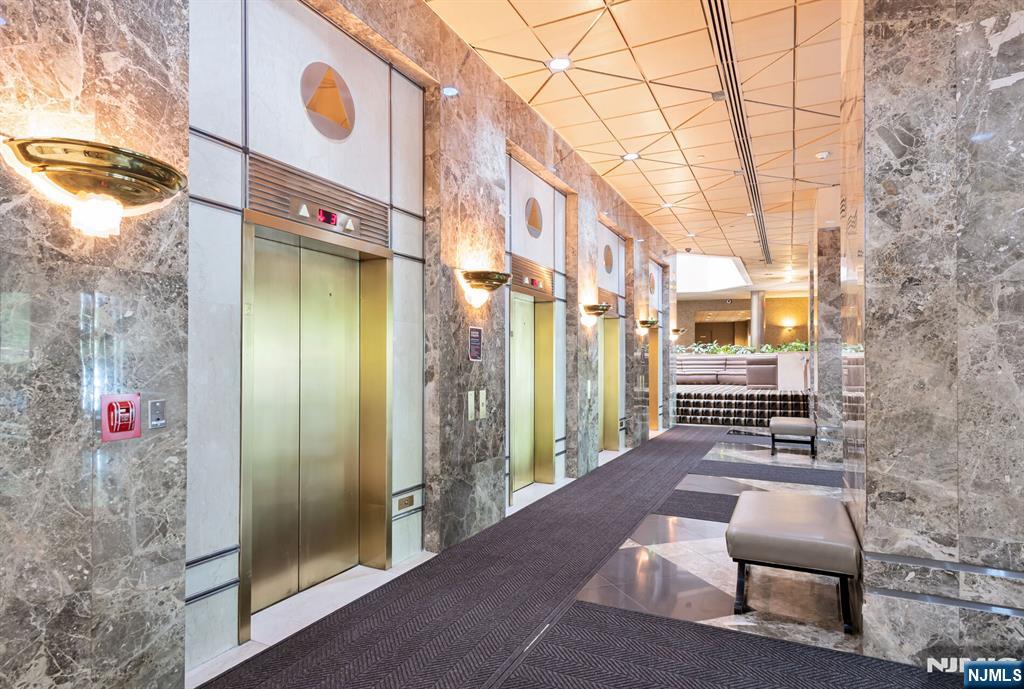 1512 Palisade Avenue 20AR-PH