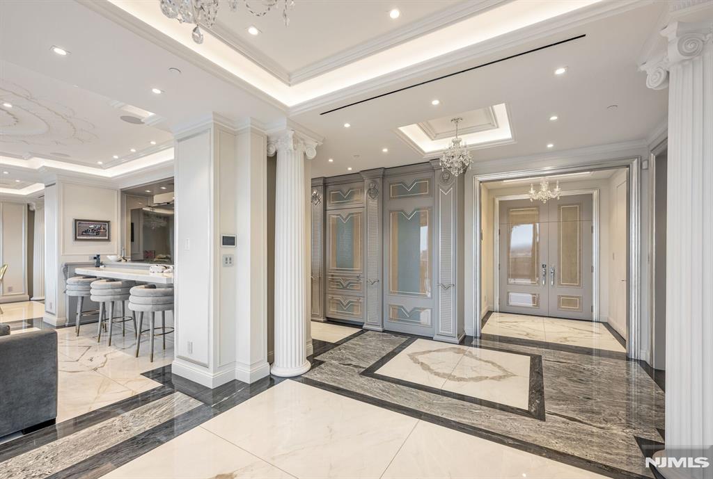 1512 Palisade Avenue 20AR-PH