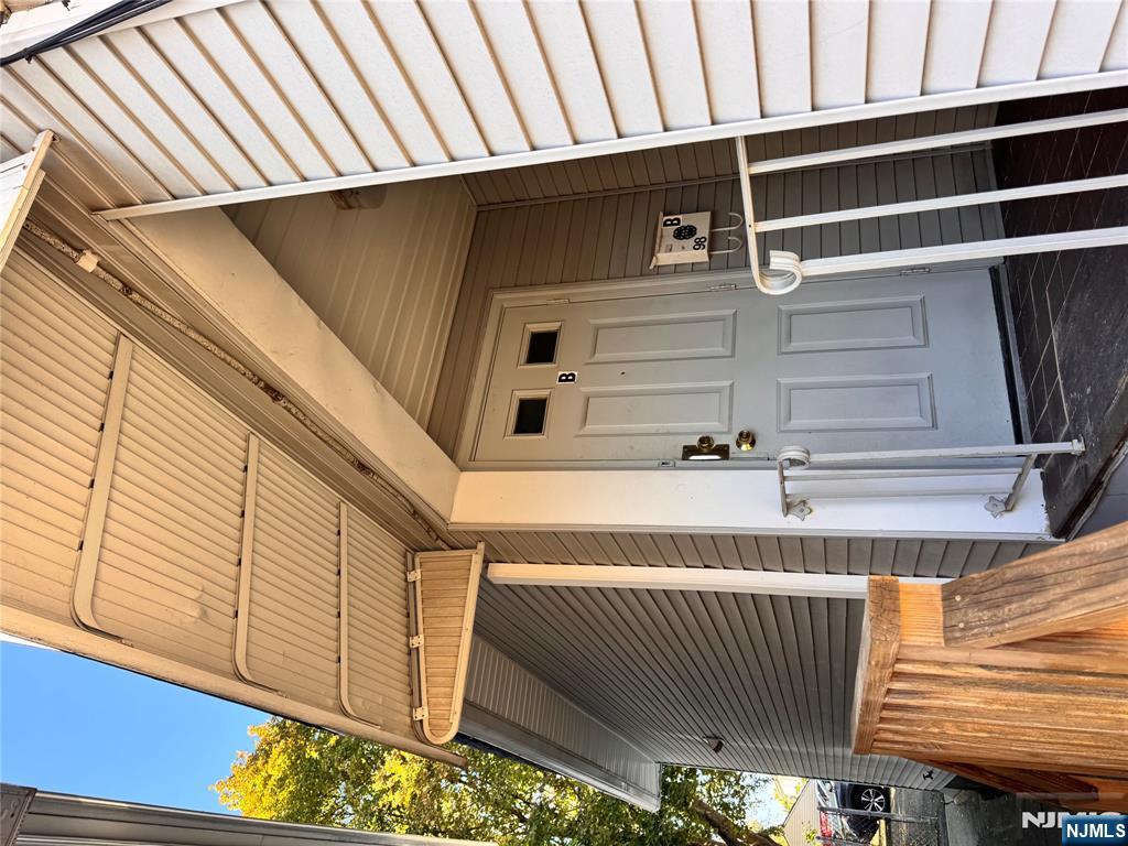 98 Washington Avenue B