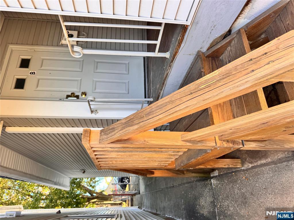 98 Washington Avenue B