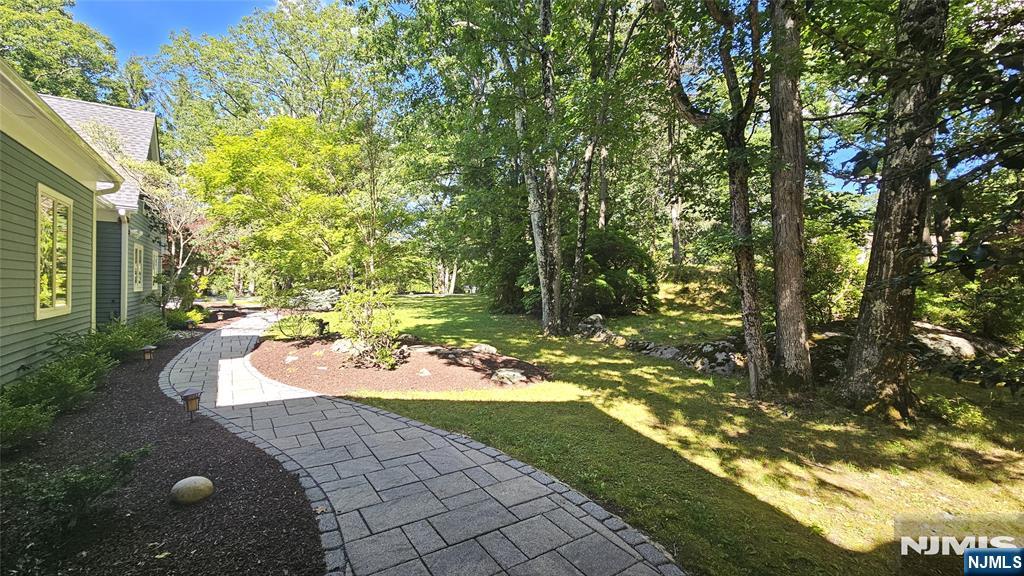 738 Ridge Road