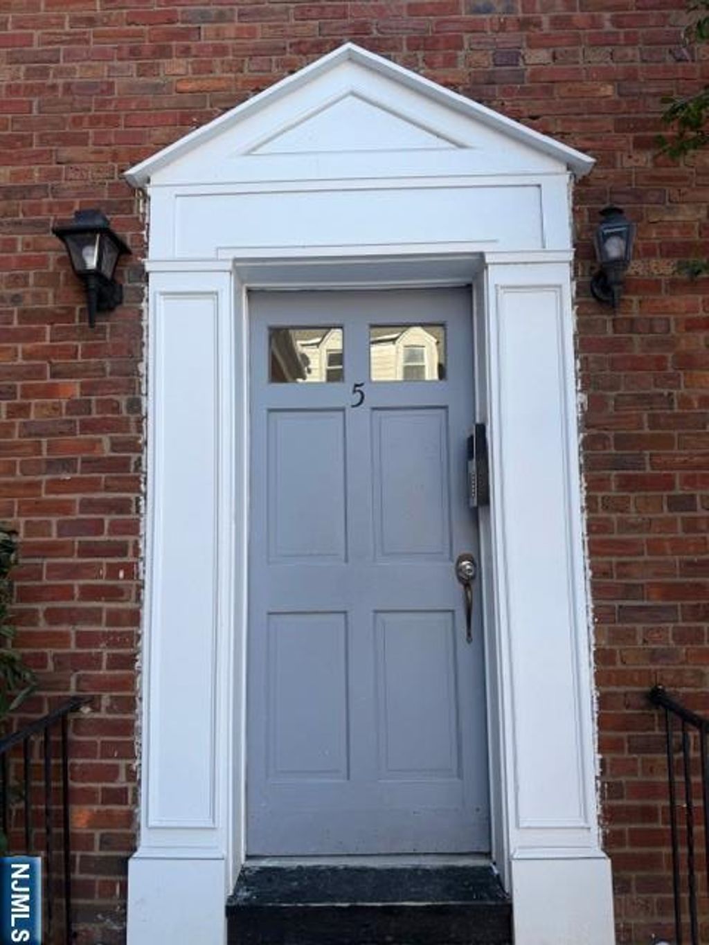 Photo of 735 Elm Avenue #5F, Teaneck, NJ 07666 (MLS # 26003622)