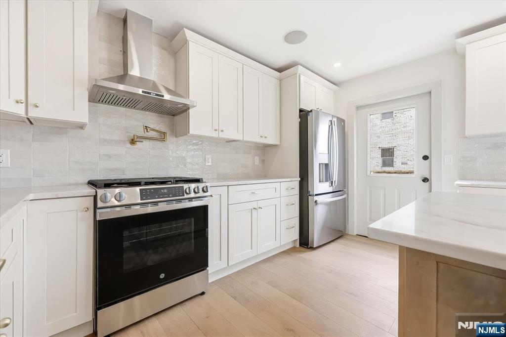 119 Cedar Street C0119