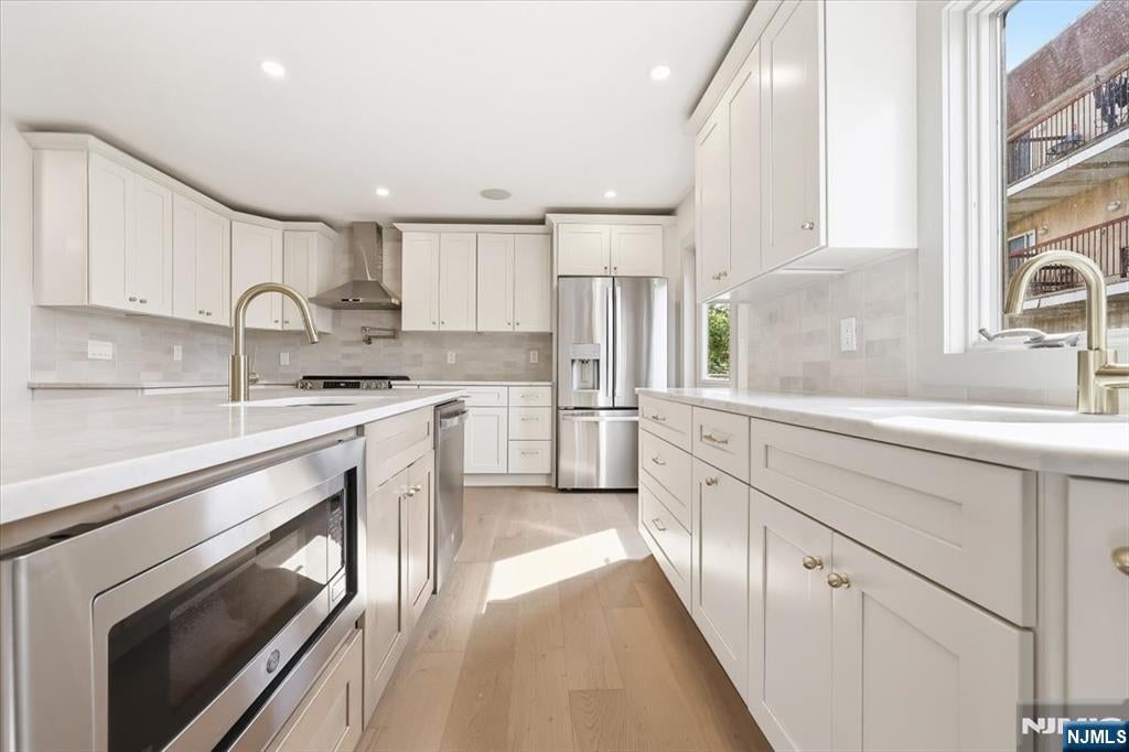 119 Cedar Street C0119