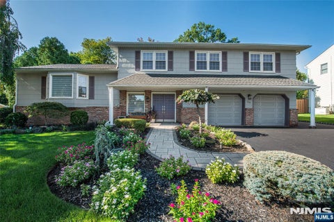 Photo of 34 Reston Road, Wayne, NJ 07470 (MLS # 26037176)