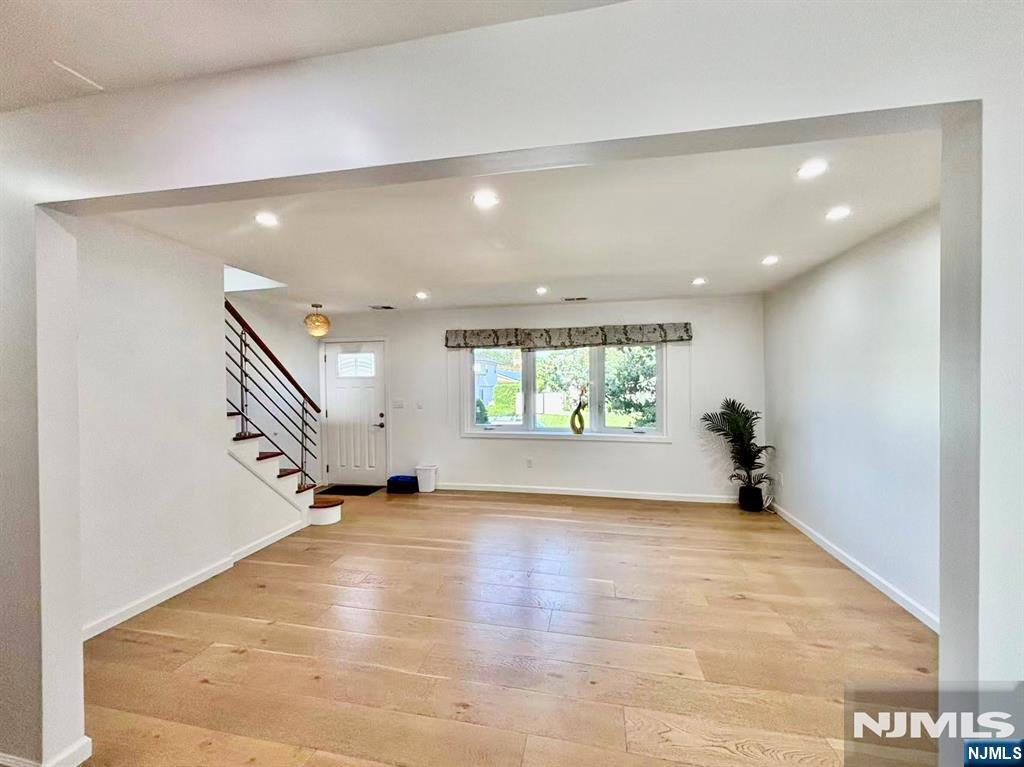 4 James Place