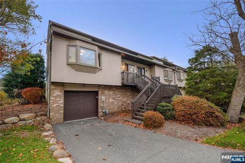 30 Peach Hill Court Ramsey NJ 07446