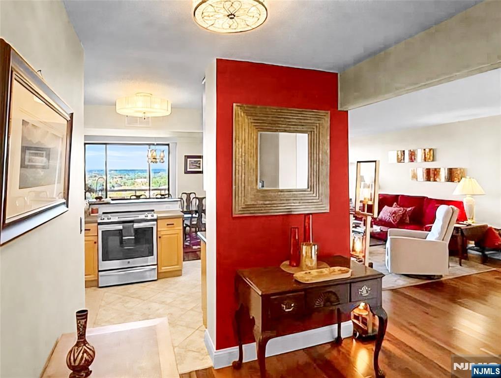 151 Prospect Avenue 16B