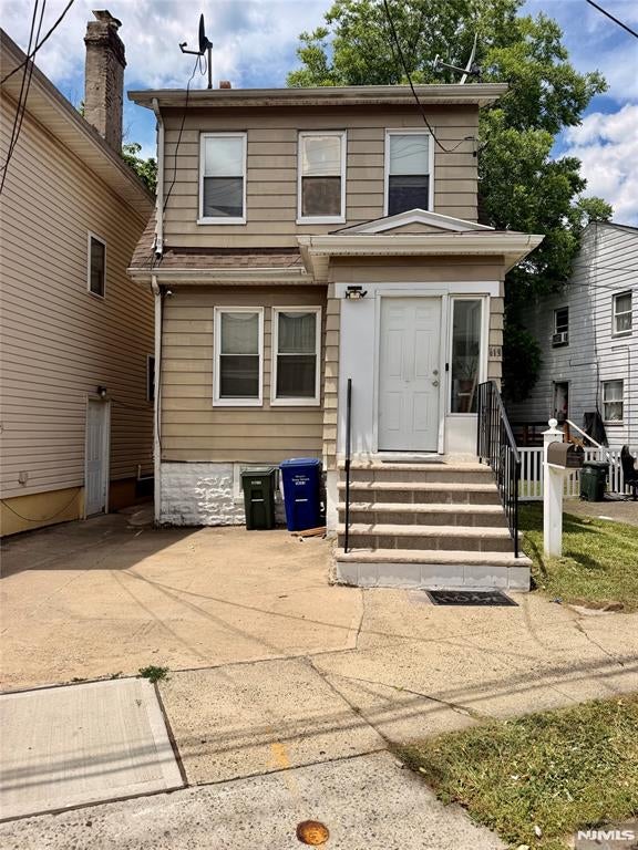 115 Chestnut Avenue