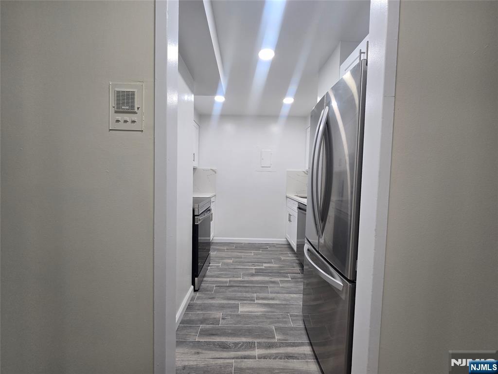 133 Harmon Cove Tower