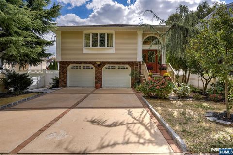 204 Gilbert Avenue Elmwood Park NJ 07407