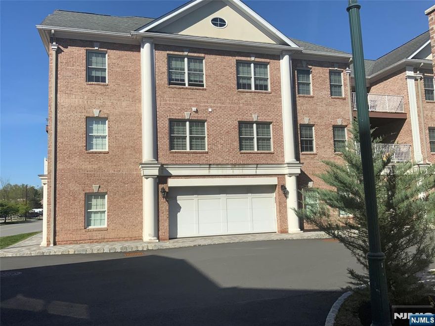 Donâ€™t miss this rare opportunity to own in the prestigious Paris Square 55+ community! This bright 3-bedroom, 2-bathroom end unit is a dream come true. Be wowed by built-in bookshelves, a striking stone accent wall with a TV, and electric fireplace. The open design is ideal for entertaining; the living room, dining area, and MEIK flow seamlessly together. Enjoy morning coffee or evening wine on your private balcony or retreat to the huge primary bedroom with 2 walk-in closets and a spa-like 4-piece ensuite bath. Two more bright, roomy bedrooms and a large main bath complete this exceptional home. Community Amenities Include: Clubhouse with a theater room, gym, billiards room, and a gathering space with a fireplace for events. Outdoor pool, putting green, and scenic walking paths. Includes in-unit washer/dryer, 2 indoor parking spaces, and a 2 large storage bins. This is not just a homeâ€”itâ€™s a lifestyle. Act fast, as opportunities like this are rare in such a sought-after community.