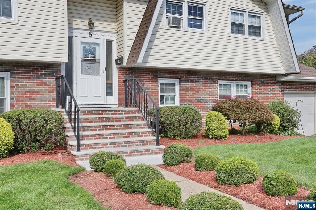 6 Glen Court