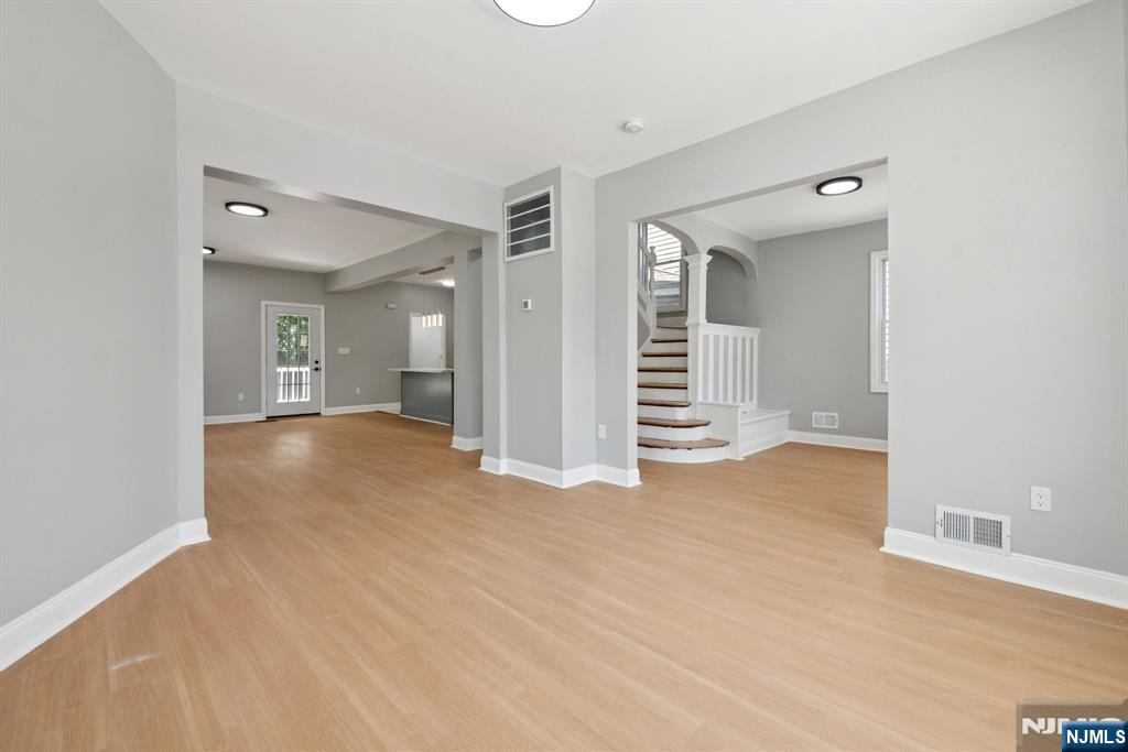 189 Greenwood Avenue
