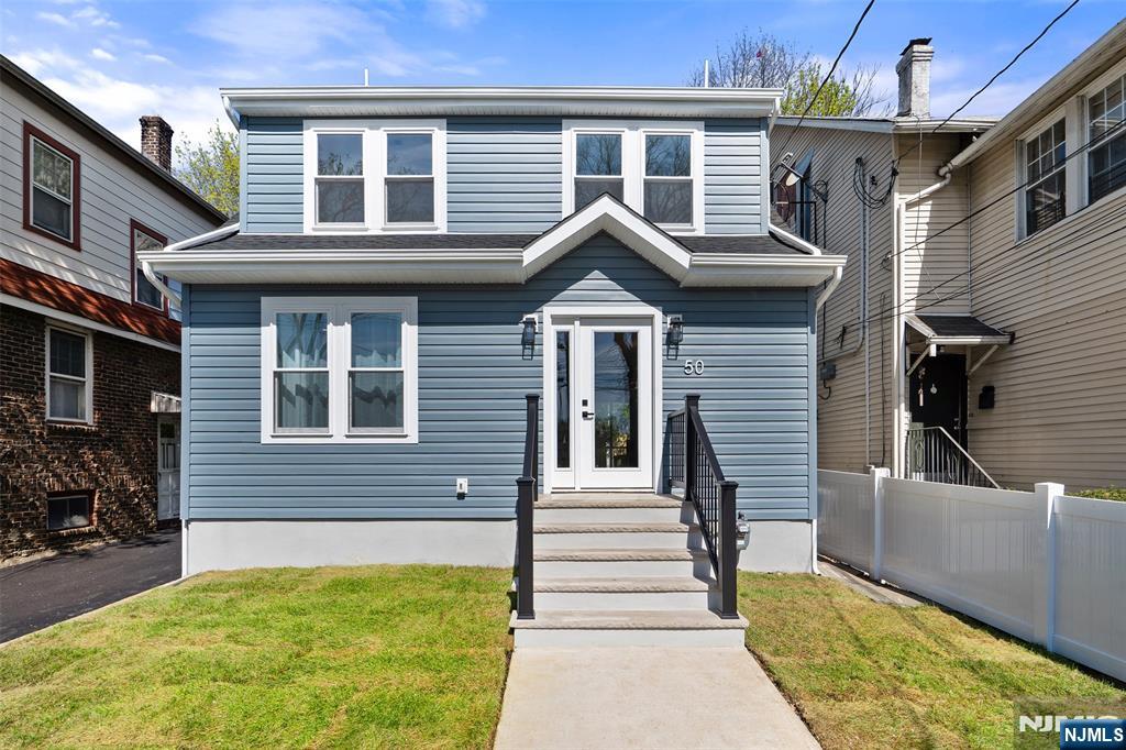 Property for Sale at 50 Maple Avenue, Montclair, New Jersey - Bedrooms: 4 
Bathrooms: 3.5 
Rooms: 12  - $899,000