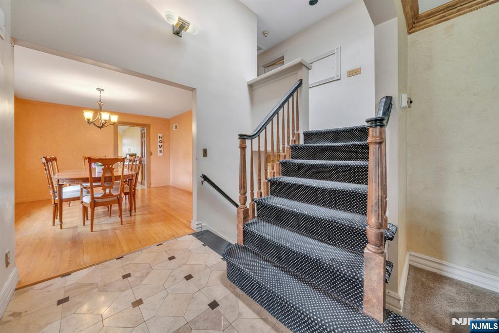 458 Meer Avenue