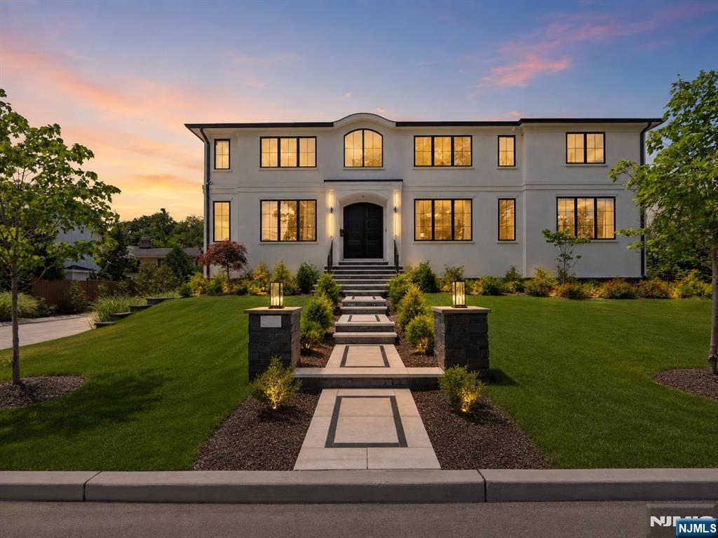 14 Allison Drive