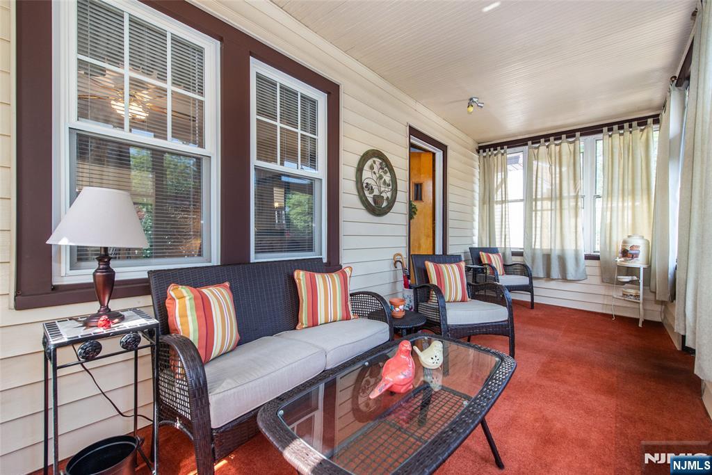 33 Laura Avenue