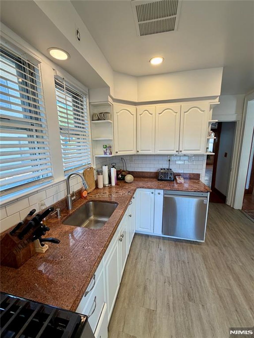 Photo of 27 Roosevelt Avenue, Dumont, NJ 07628 (MLS # 26015144)
