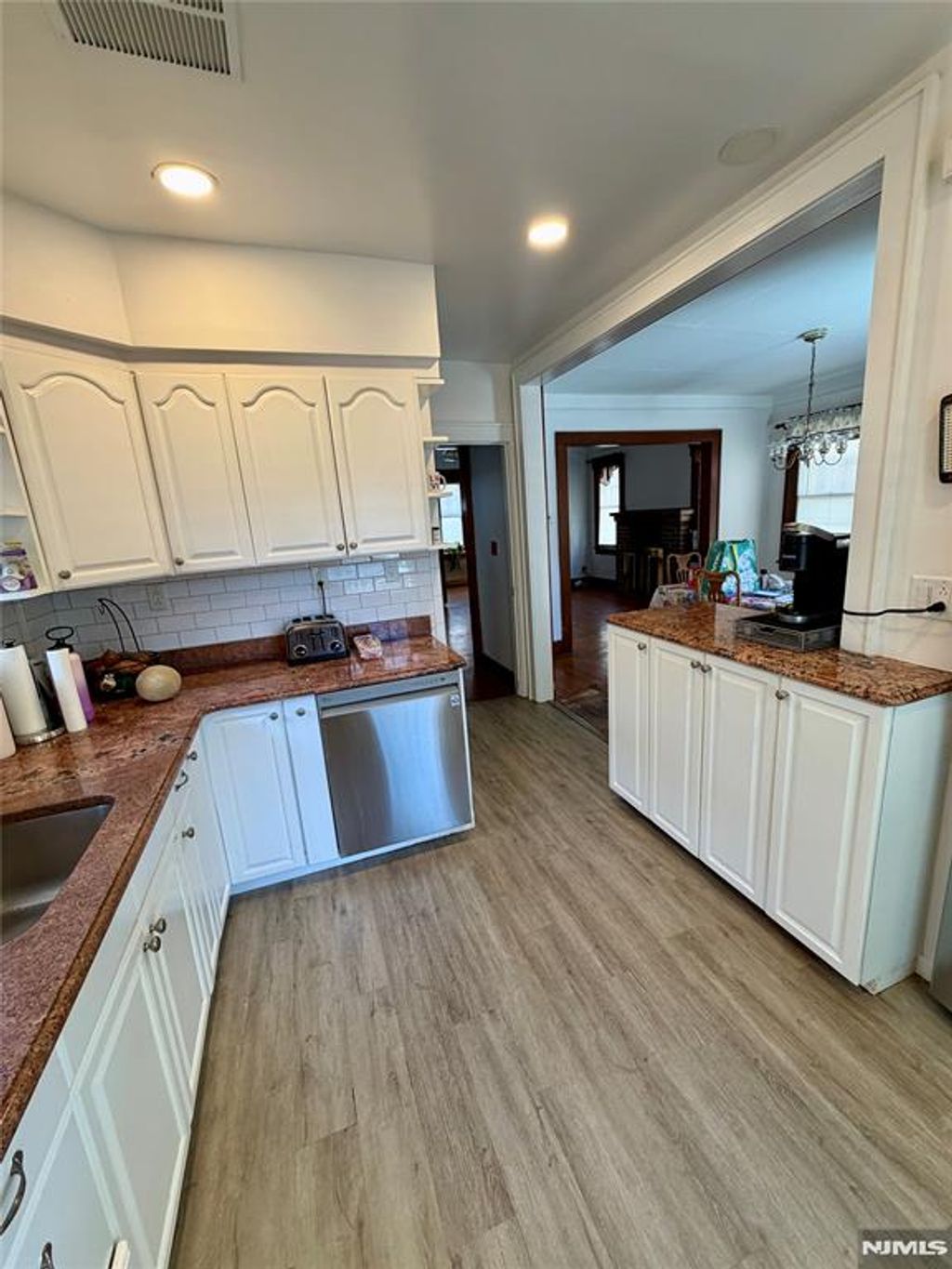 Photo of 27 Roosevelt Avenue, Dumont, NJ 07628 (MLS # 26015144)