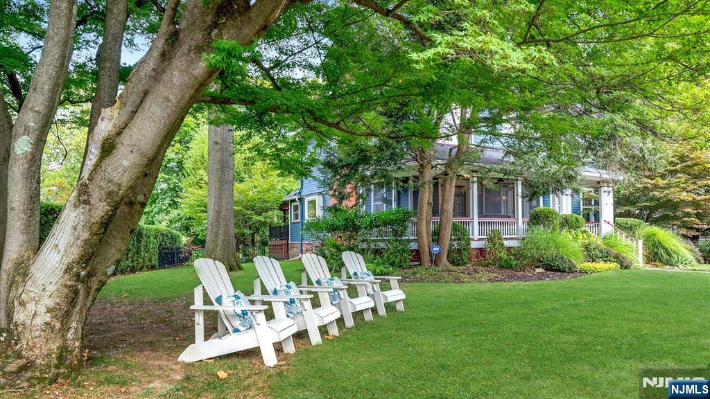 89 Porter Place
