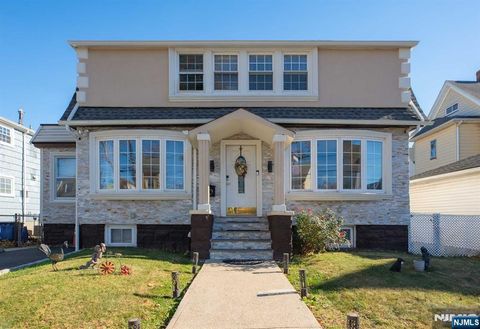 Photo of 10 Trinity Pl, Kearny, NJ 07032 (MLS # 26000333)