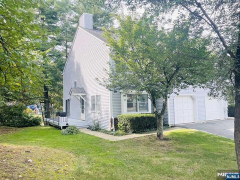 Photo of 50 Beverly Court, Fair Lawn, NJ 07410 (MLS # 25036513)