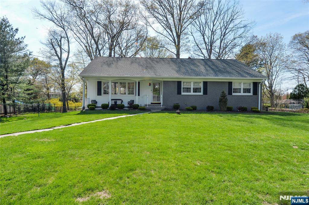 Property for Sale at 171 Highland Road, North Haledon, New Jersey - Bedrooms: 3 
Bathrooms: 2 
Rooms: 8  - $865,000