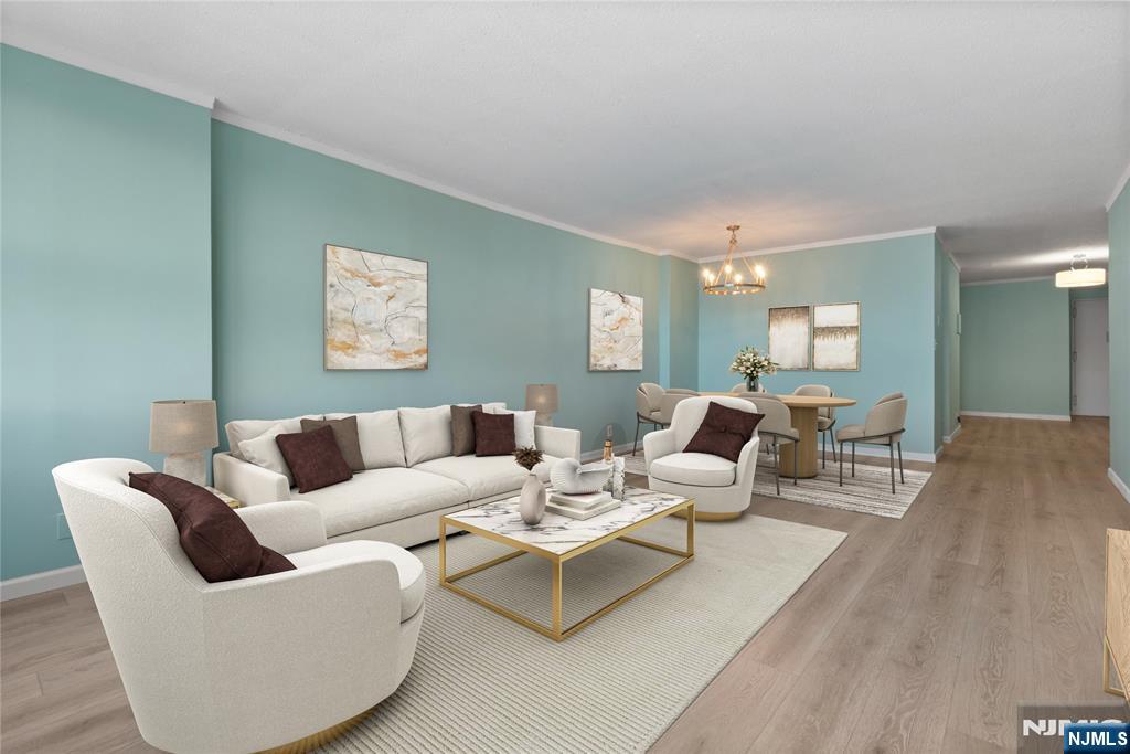 7004 Boulevard East 28C