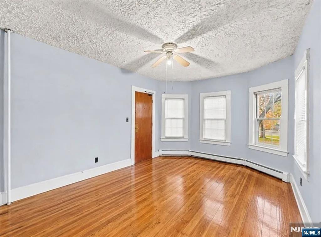 30 Lindsley Avenue