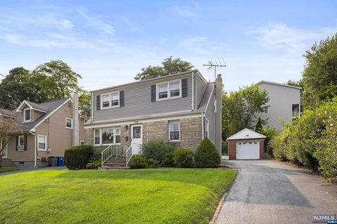 729 Center Avenue River Edge NJ 07661