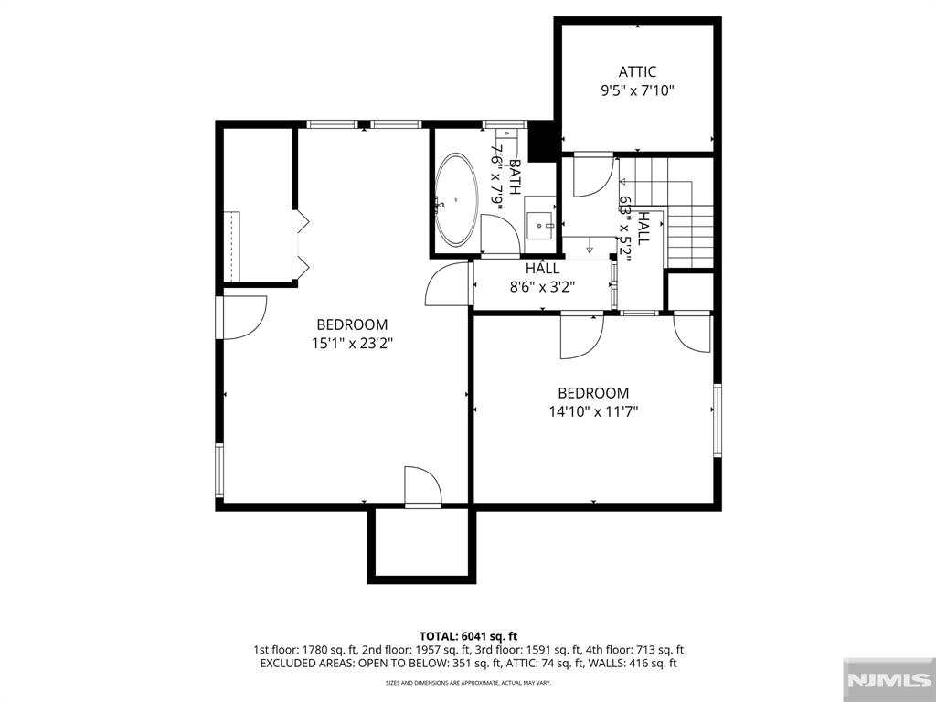 Main image without alt text