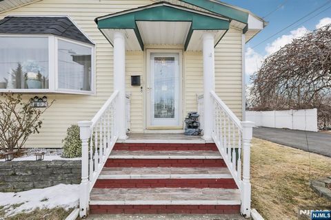 7-02 Lake Street, Fair Lawn, NJ 07410 - MLS#: 25005656