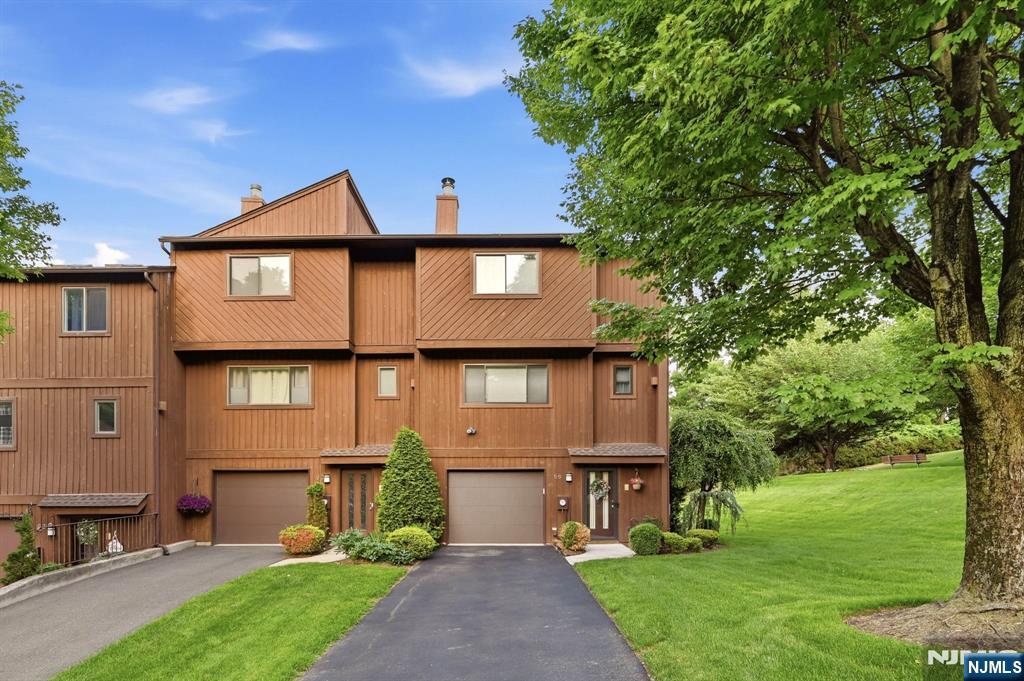 88 Metro Vista Drive