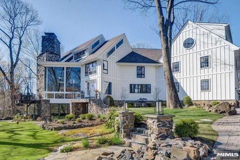 28 Rockleigh Road Rockleigh NJ 07647